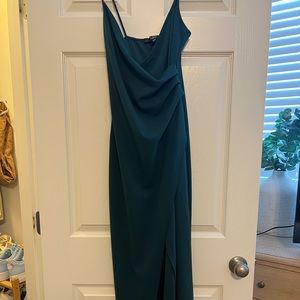Emerald Lulus dress